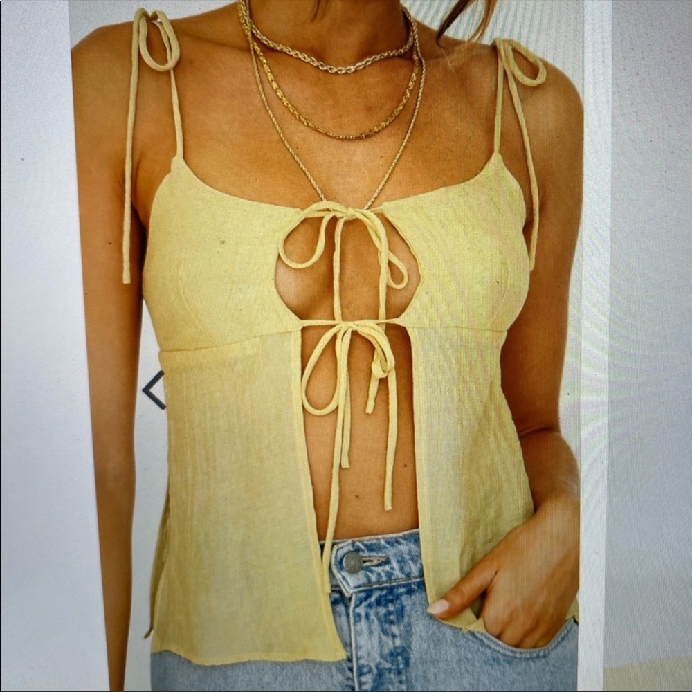 Verge Girl Yellow Top